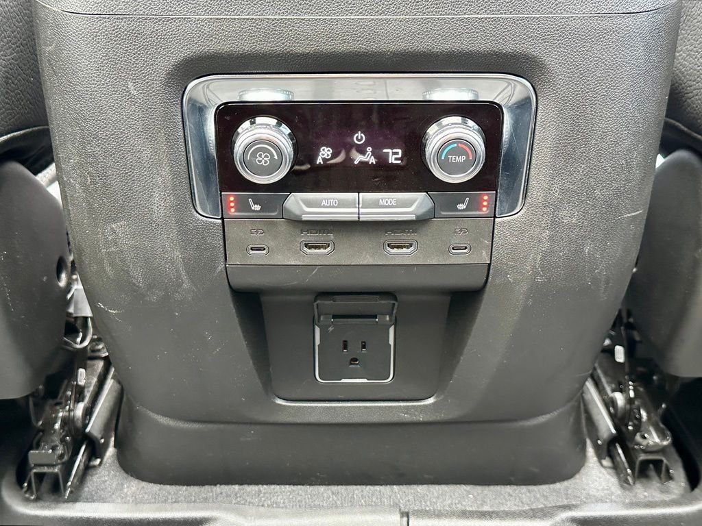 Used 2025 White GMC Denali image 20