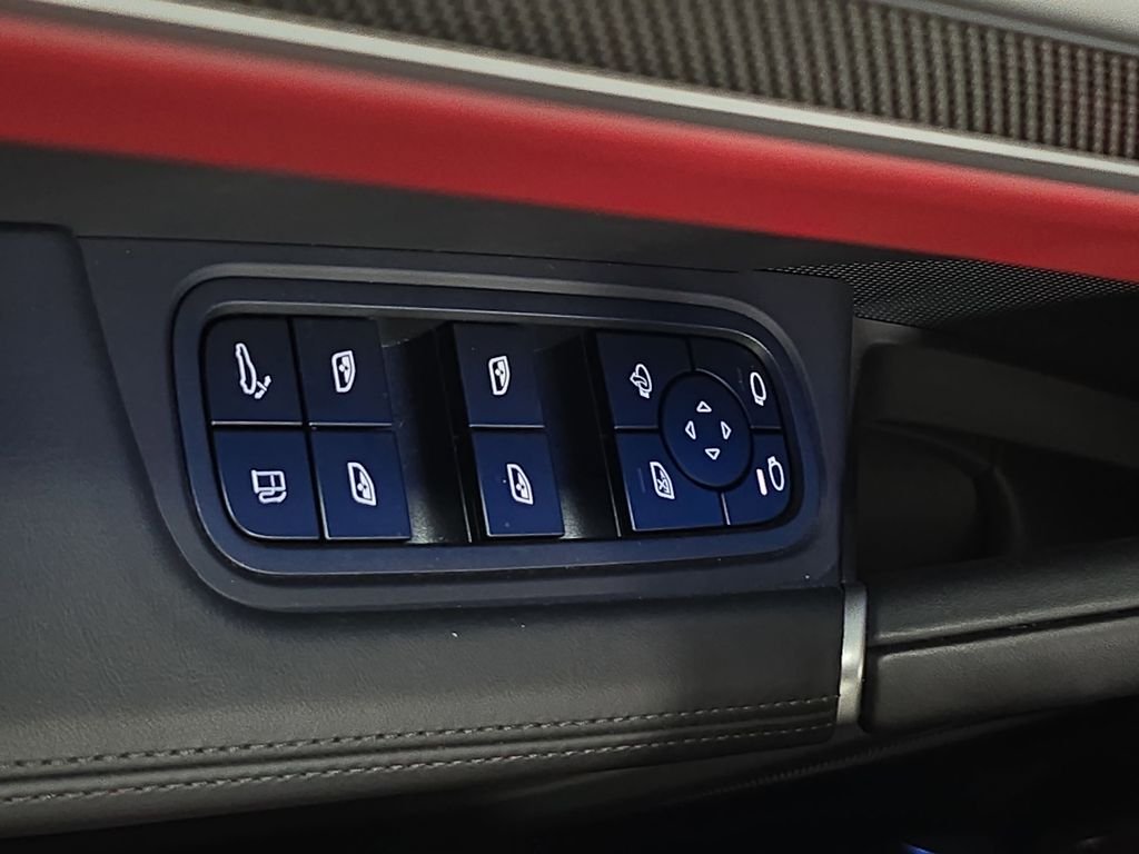 2025 Porsche Cayenne Turbo E-Hybrid - Photo 21