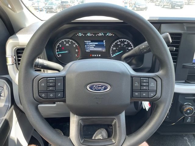 New 2026 Oxford White Ford F-250® XL image 15