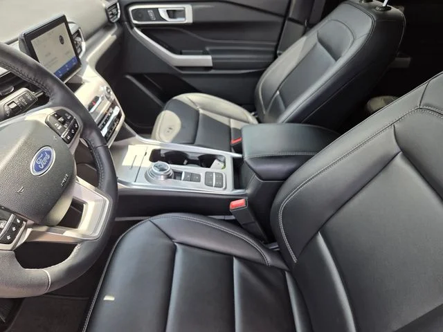Used 2024 White Ford XLT image 27