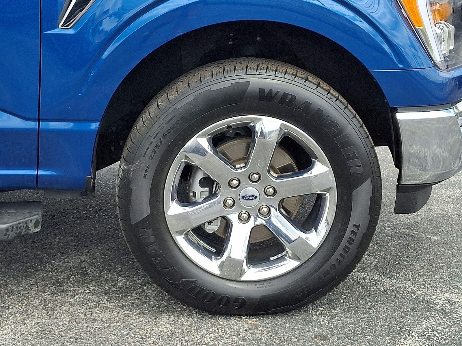 Certified Used 2022 Atlas Blue Ford XLT image 8