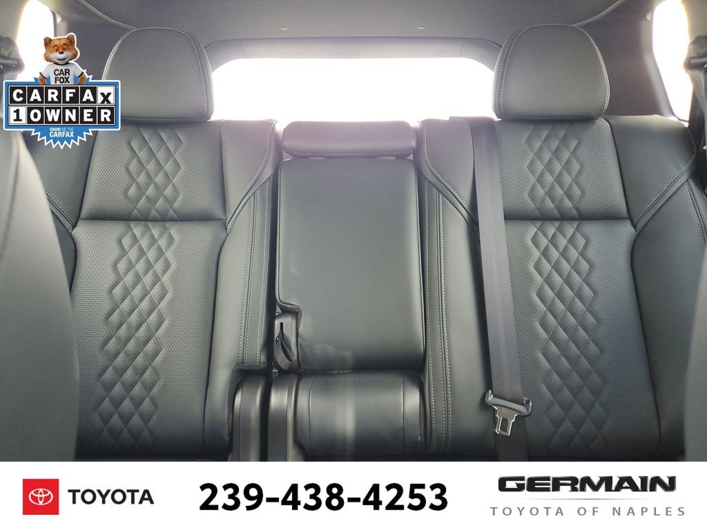 Used 2025 Black Mitsubishi SEL Black Edition image 29