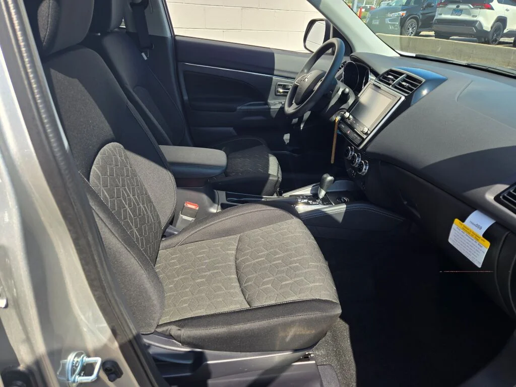 Used 2026 Gray Mitsubishi 2.0 ES image 4