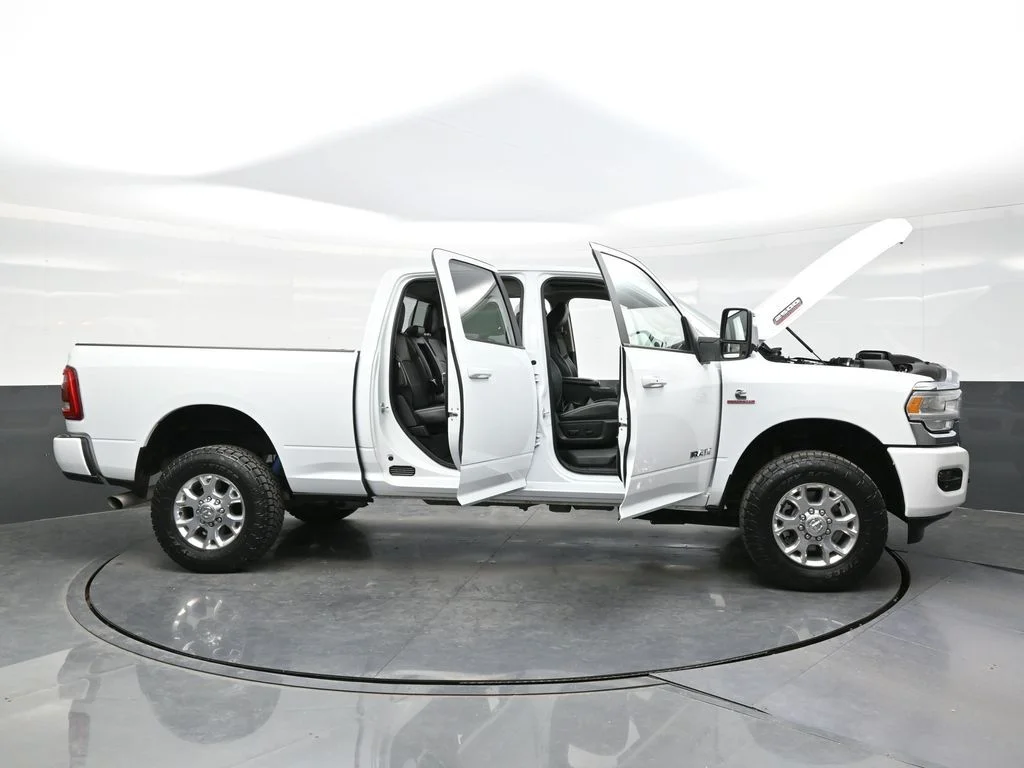Used 2023 White Ram Laramie image 44