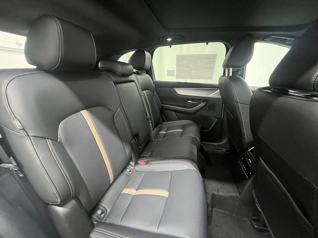 New 2025 Rhodium White Premium Mazda Premium Plus AWD image 25