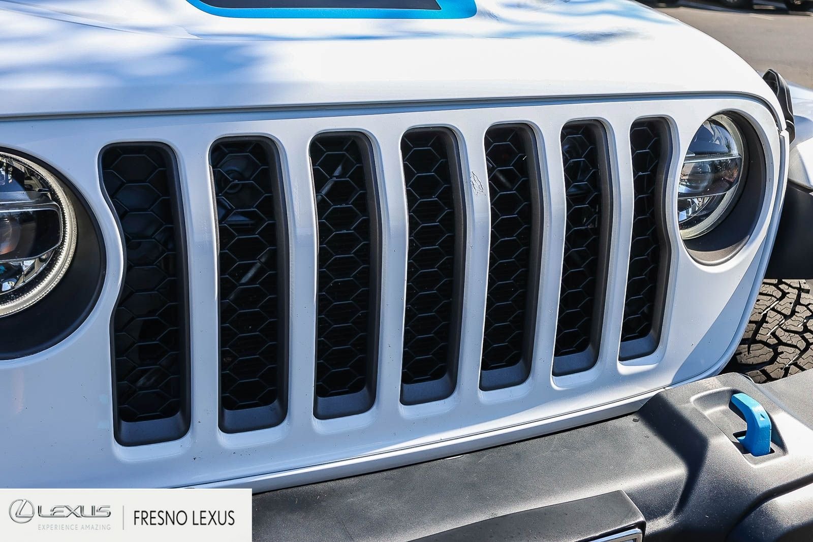 Used 2021 White Jeep Unlimited Rubicon 4xe image 11