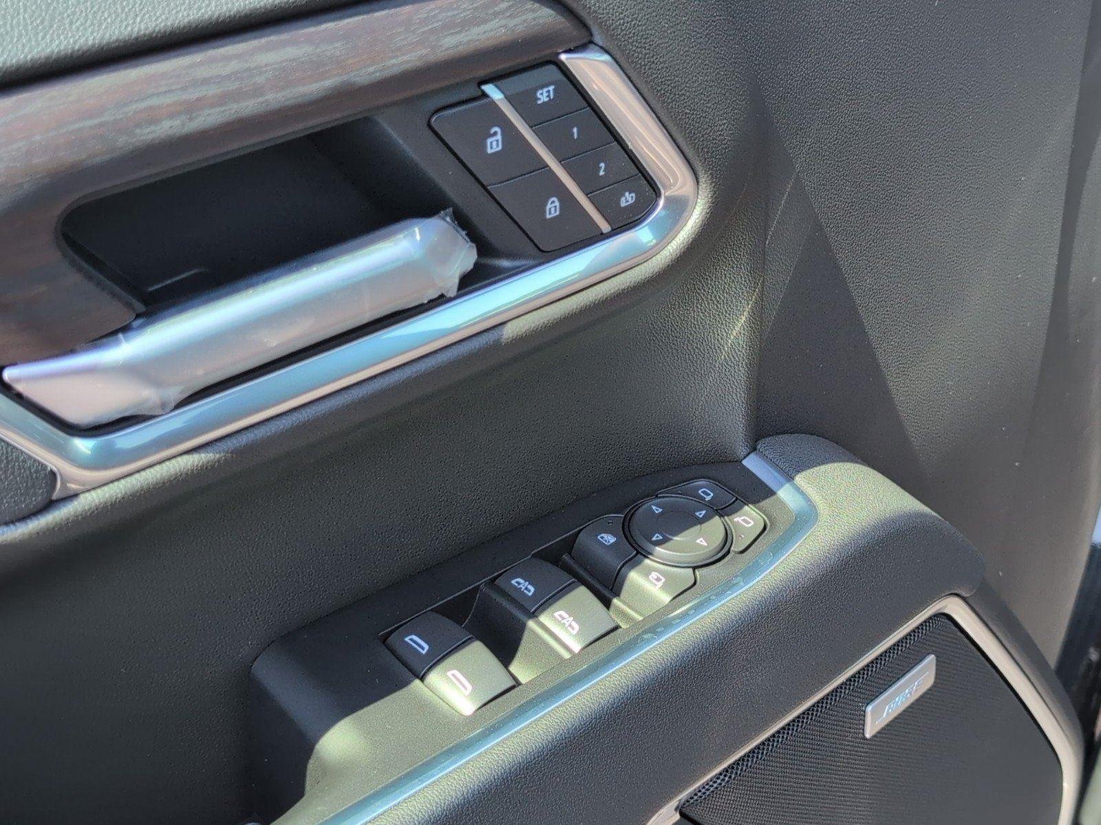 New 2026 Onyx Black GMC SLT image 20