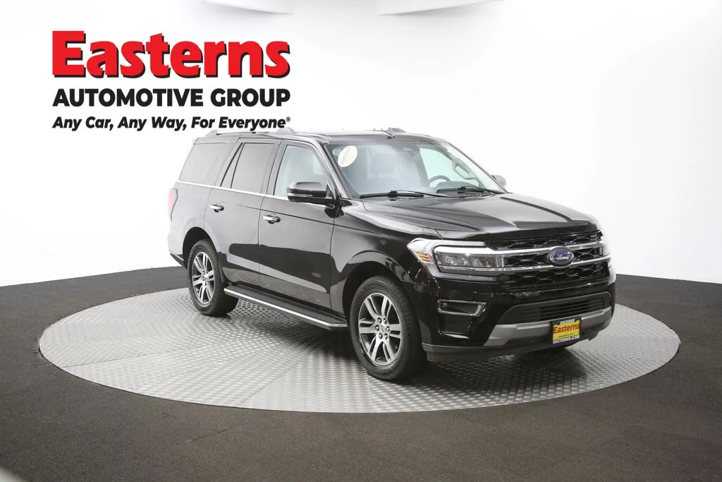 Used 2023 Black Ford Limited image 50
