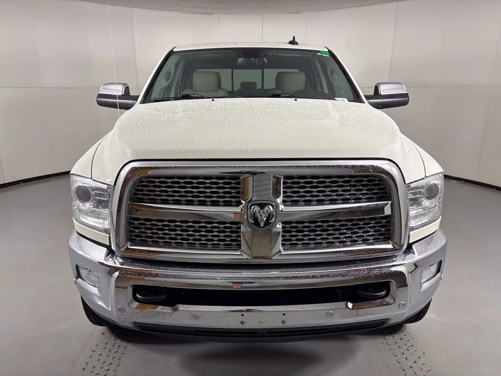 Used 2018 White Ram Laramie image 3