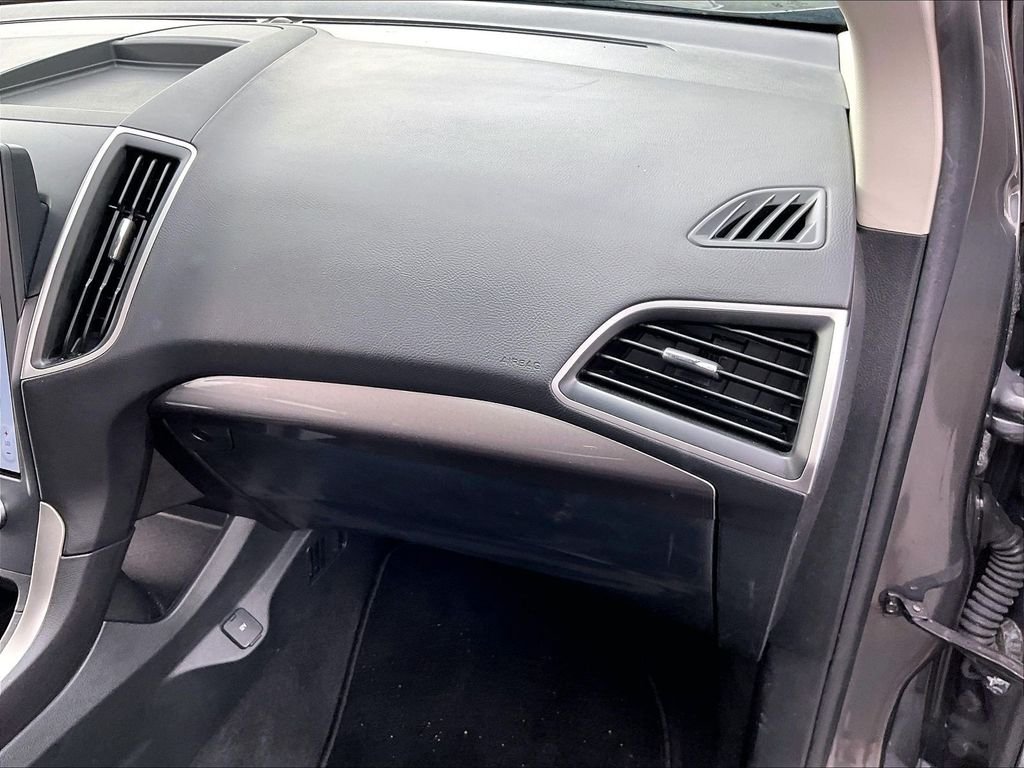 Used 2024 Gray Metallic Ford SEL image 13