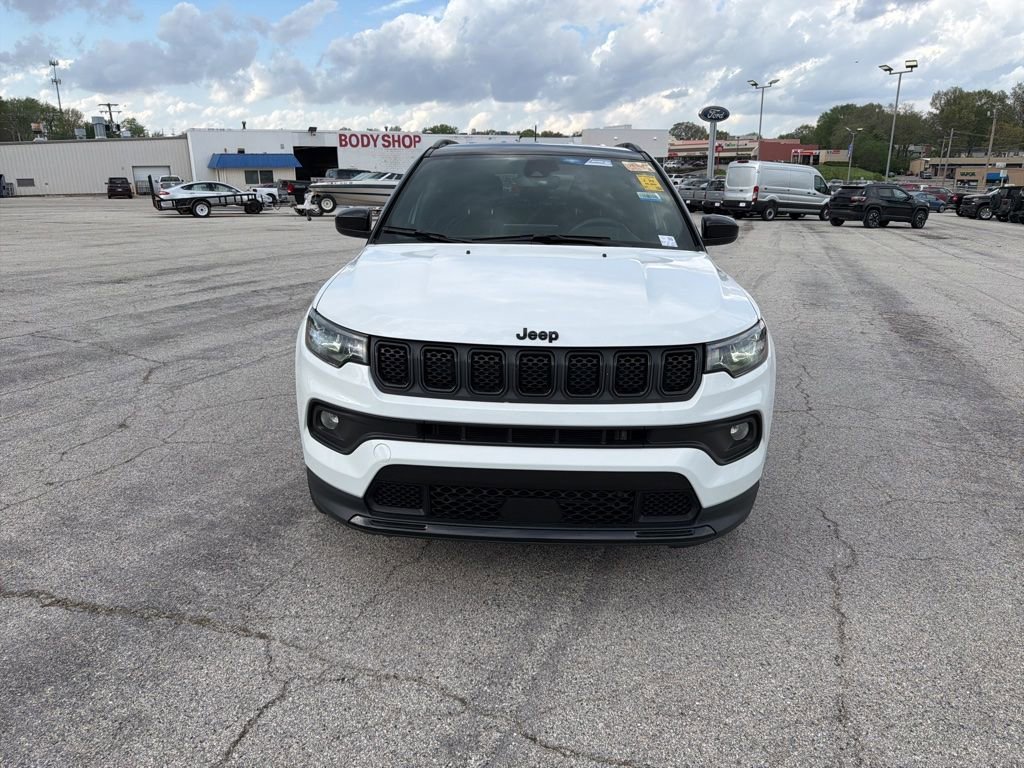 Used 2023 Jeep Compass Altitude with VIN 3C4NJDBN4PT508441 for sale in Kansas City