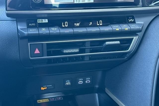 2026 Toyota Camry LE - Photo 24