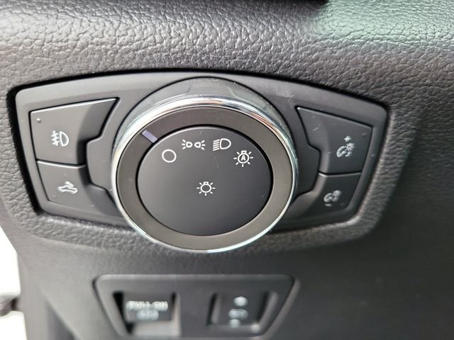 Certified Used 2020 Oxford White Ford XLT image 47