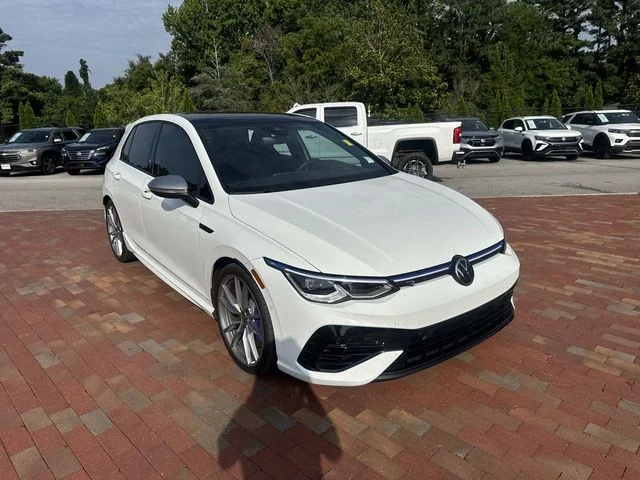 Used 2024 White Volkswagen 2.0T image 19
