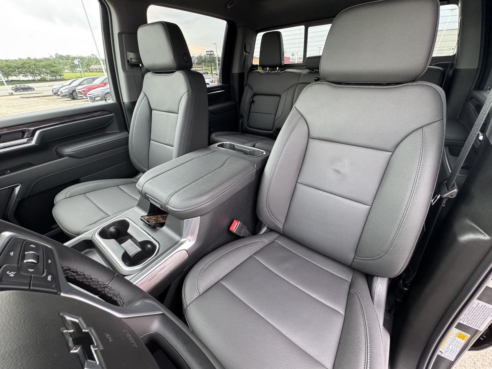 2026 Chevrolet Silverado 3500 HD LTZ - Photo 19