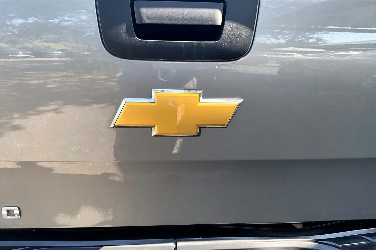 Used 2012 Graystone Metallic Chevrolet LS image 31