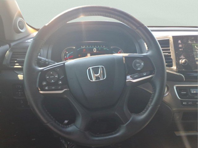 Certified Used 2022 Crystal Black Pearl Honda Special Edition AWD image 16
