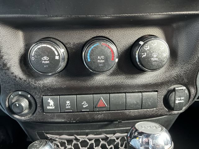 2018 Jeep Wrangler JK Unlimited Sport S - Photo 17