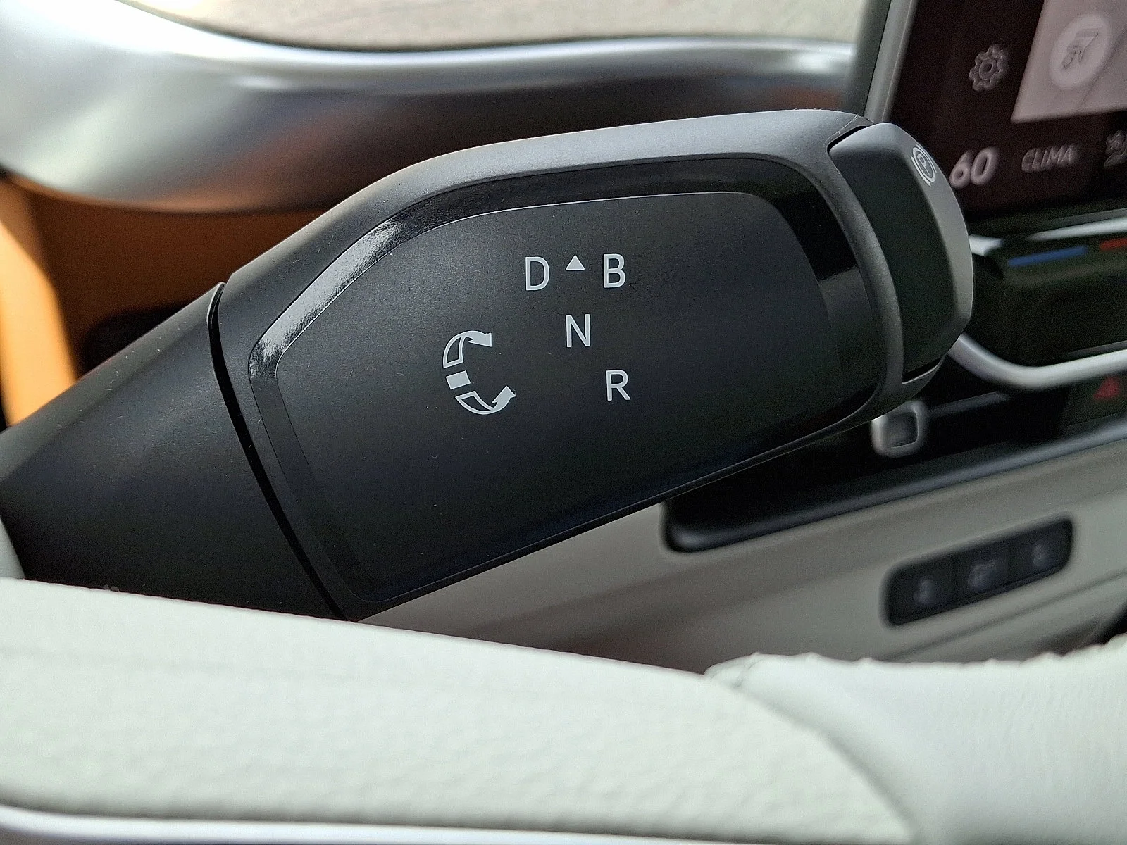 2025 Volkswagen ID. Buzz 1st Edition - Photo 12