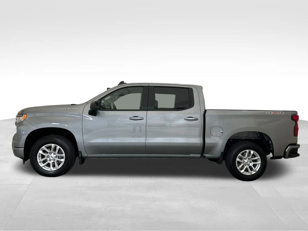 Used 2024 Gray Chevrolet RST image 2