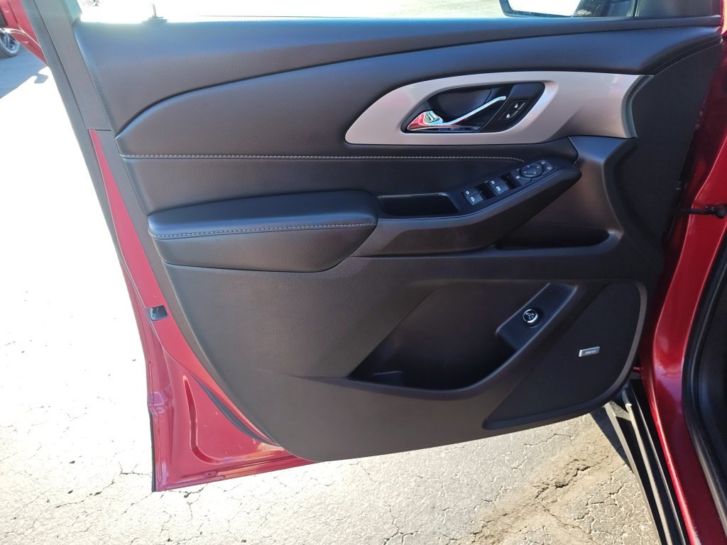 Used 2021 Red Chevrolet RS image 12