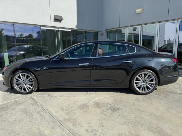 Certified Used 2022 Nero Ribelle Metallic Maserati Modena image 7