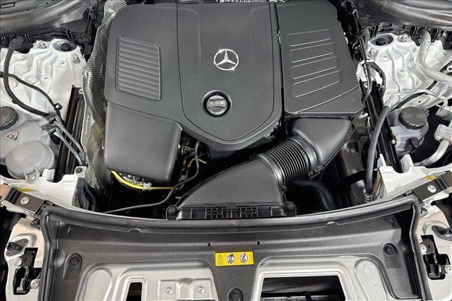 New 2026 Polar White Mercedes-Benz GLC 300 image 58