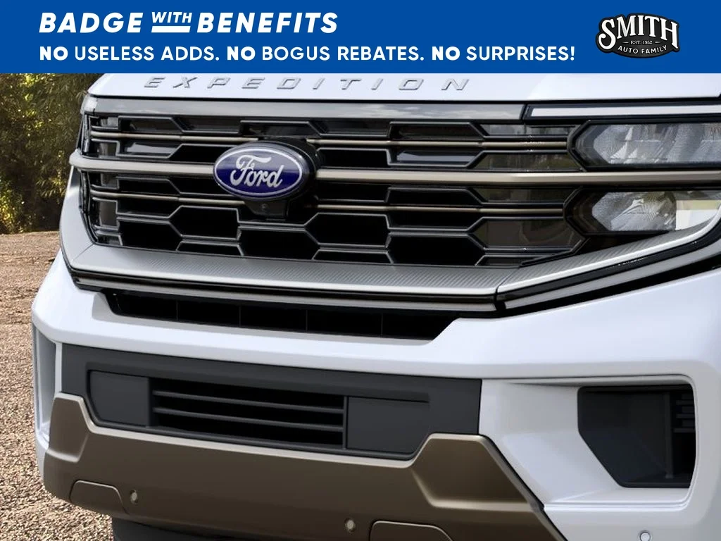 New 2027 Star White Metallic Tri-Coat Ford MAX King Ranch® image 18