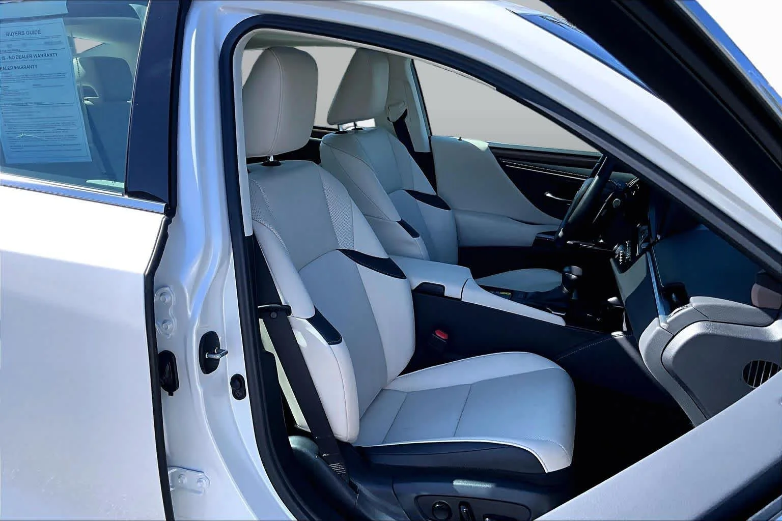 Certified Used 2025 Eminent White Pearl Lexus  image 8
