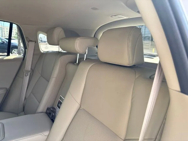 Used 2015 White Acura Base image 4