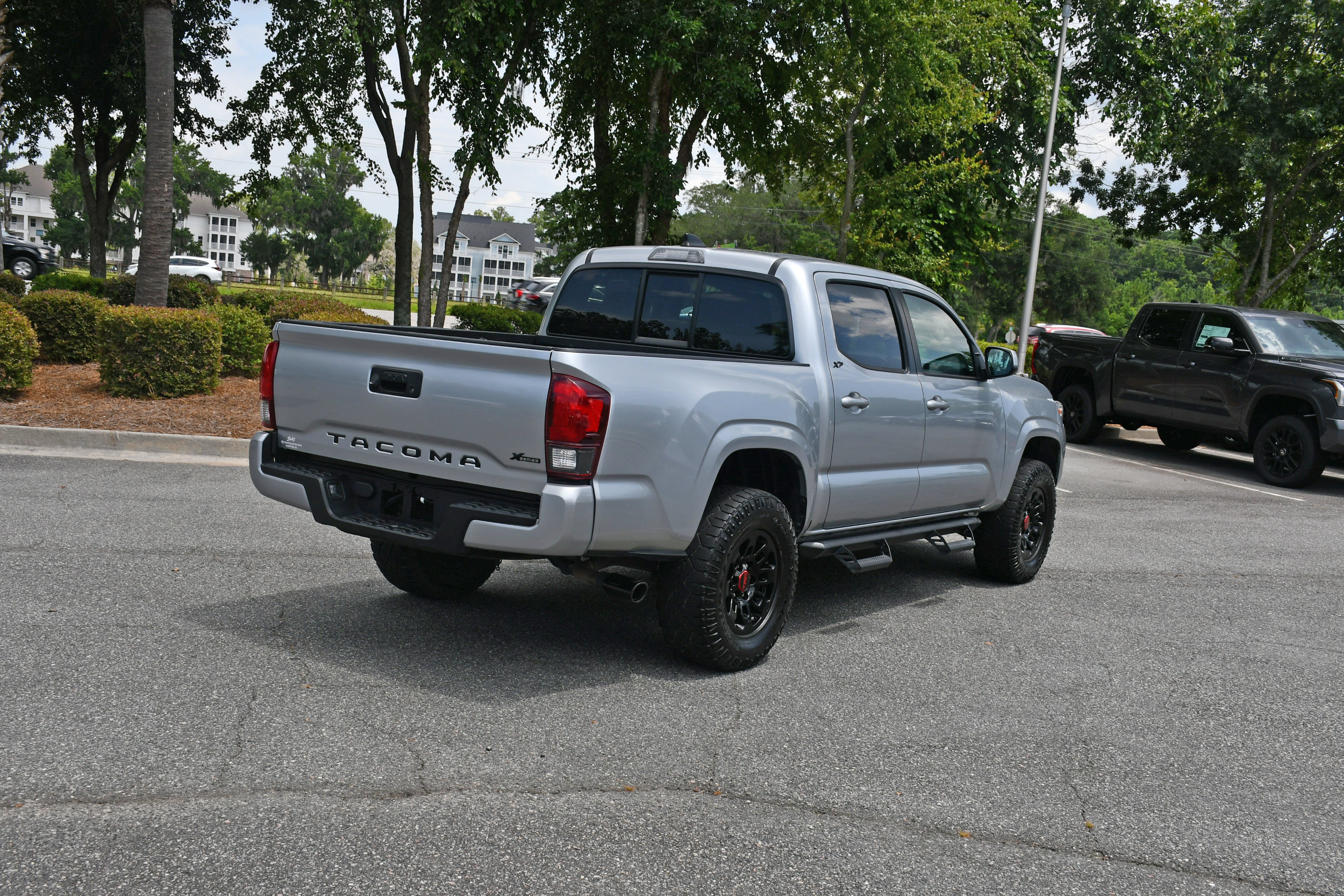 Used 2022 Silver Toyota SR image 3