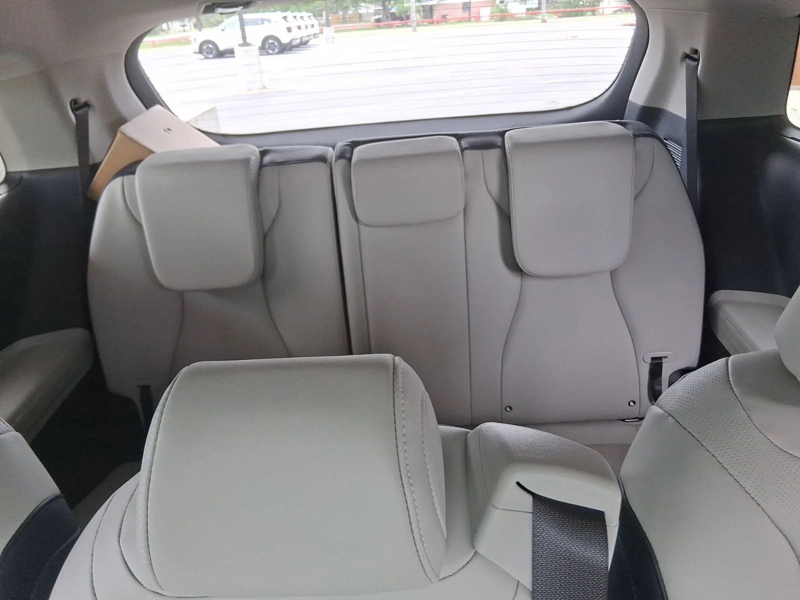 New 2026 White Kia EX image 21