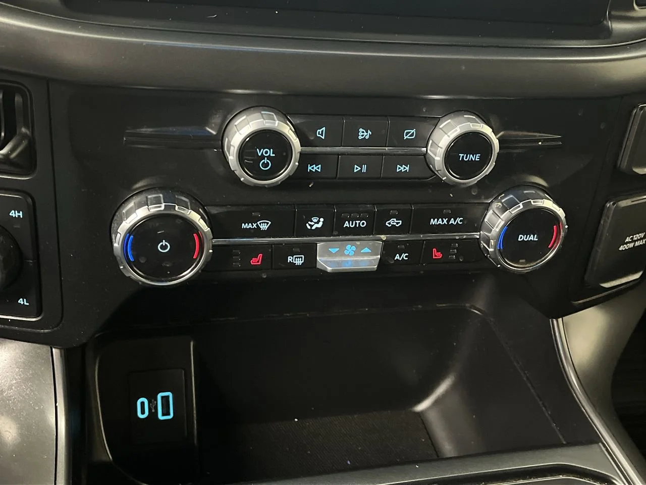 Used 2024 Gray Ford XLT image 23