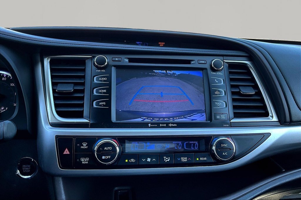 Used 2016 Gray Toyota XLE V6 image 13