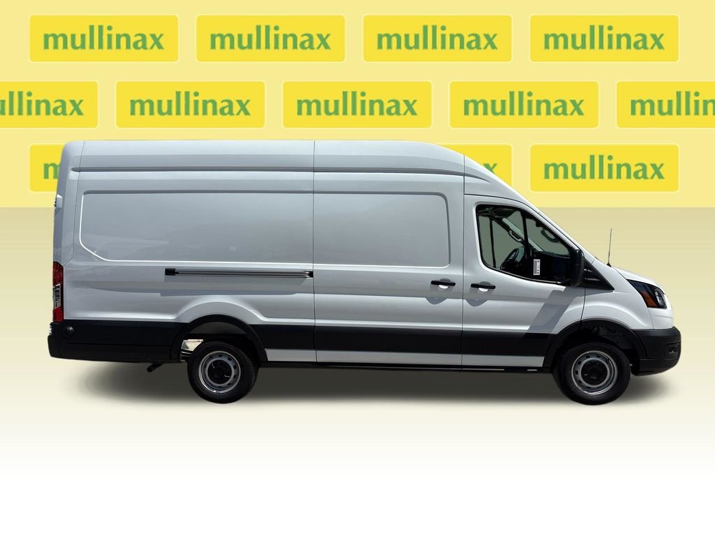 New 2026 White Ford Base image 2