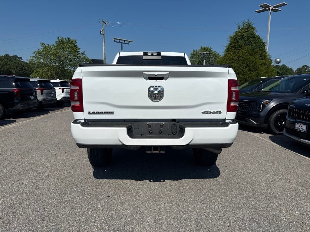 Used 2022 White Ram Laramie image 4