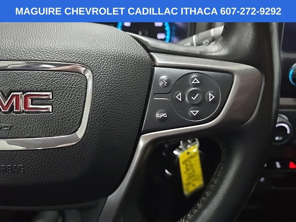 Used 2022 White GMC AT4 w/Leather image 20