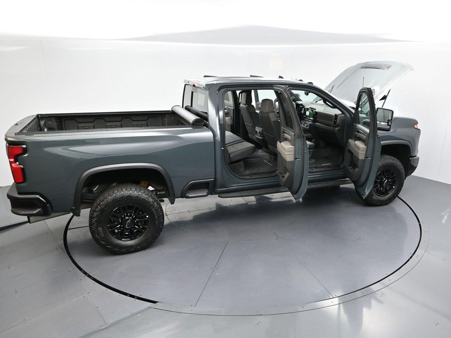 Used 2026 Cypress Gray Chevrolet ZR2 image 42