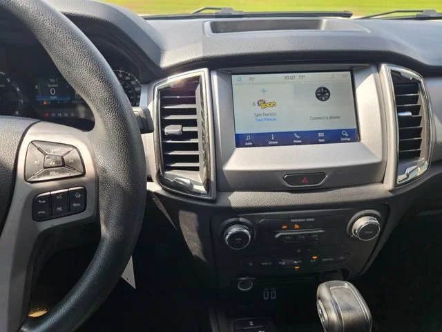 Used 2023 White Ford XL image 17