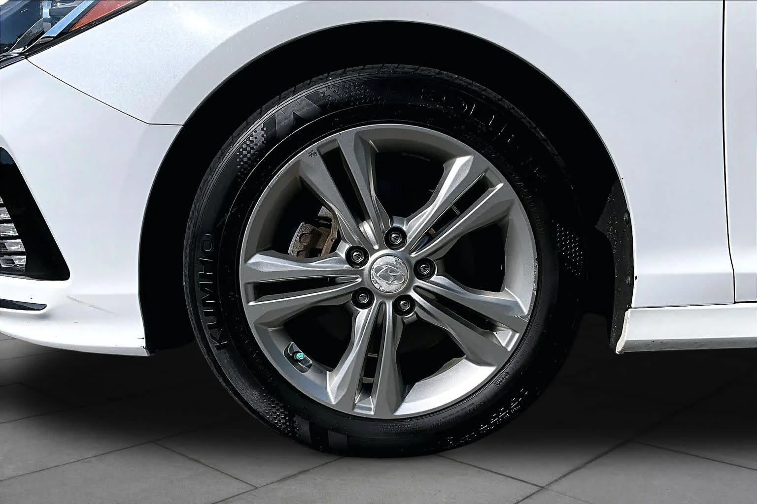Used 2019 Quartz White Pearl Hyundai SEL image 10