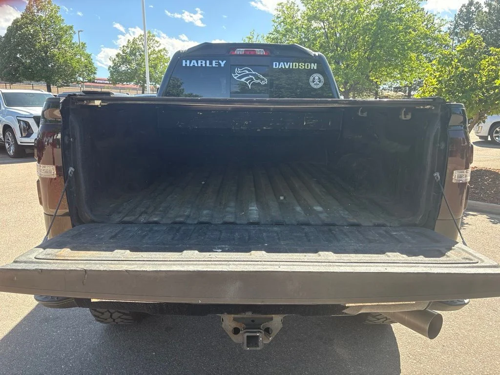 Used 2016 Onyx Black GMC Denali image 24
