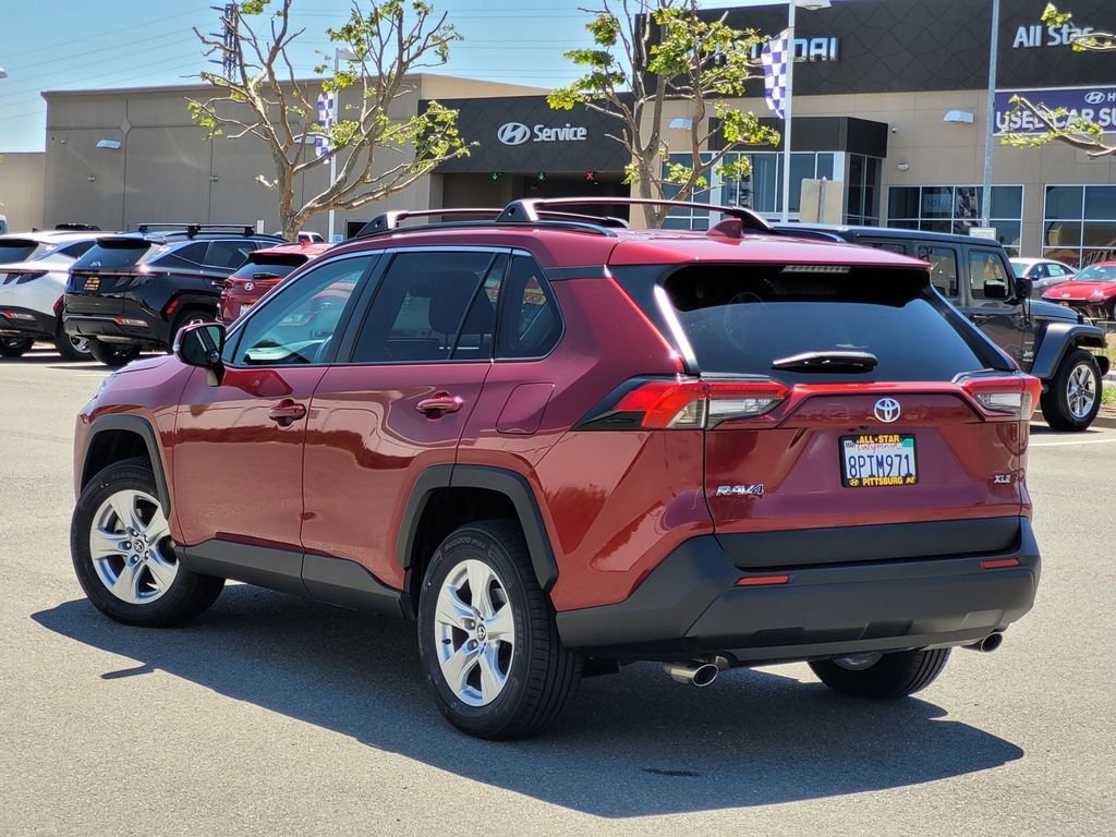 Used 2020 Red Toyota XLE image 6