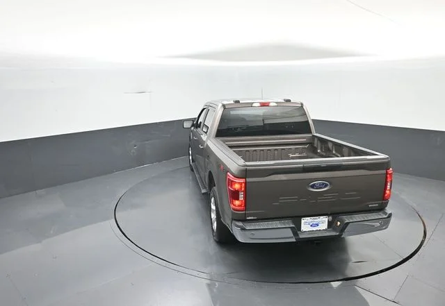 Certified Used 2023 Stone Gray Metallic Ford XLT image 28