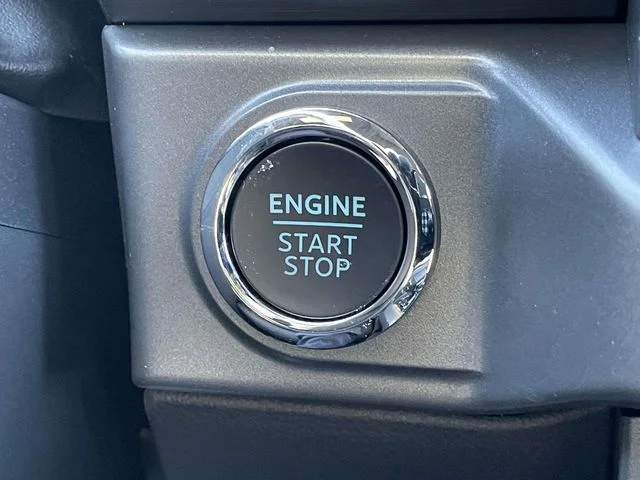 New 2026 Avalanche Ford XLT image 25