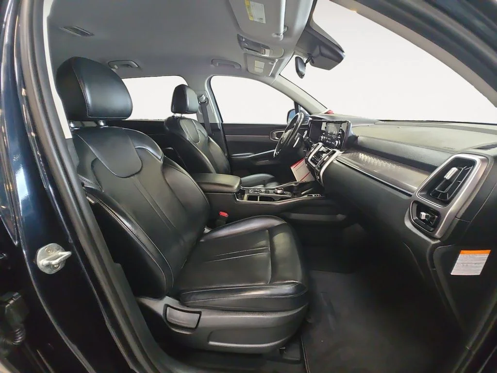 Used 2021 Blue Kia S image 17