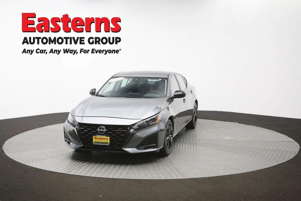 Used 2023 Gray Nissan 2.5 SR image 53