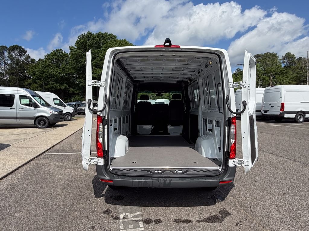 New 2025 Arctic White Mercedes-Benz Cargo 144 WB image 21