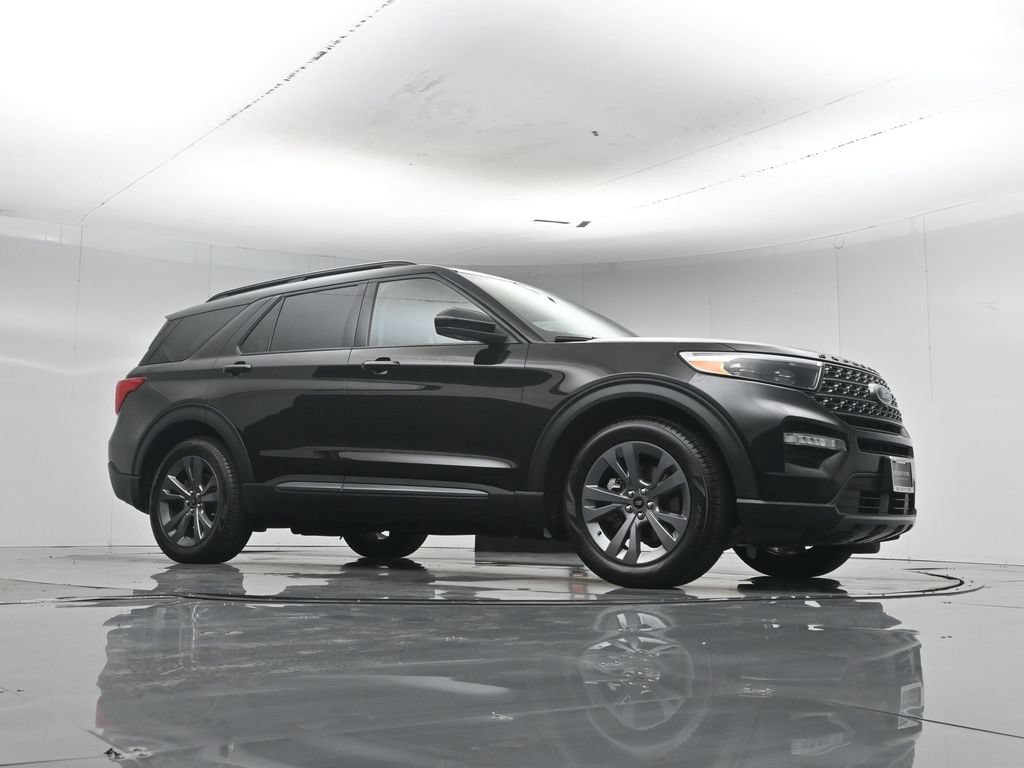 Certified Used 2023 Black Ford XLT image 55