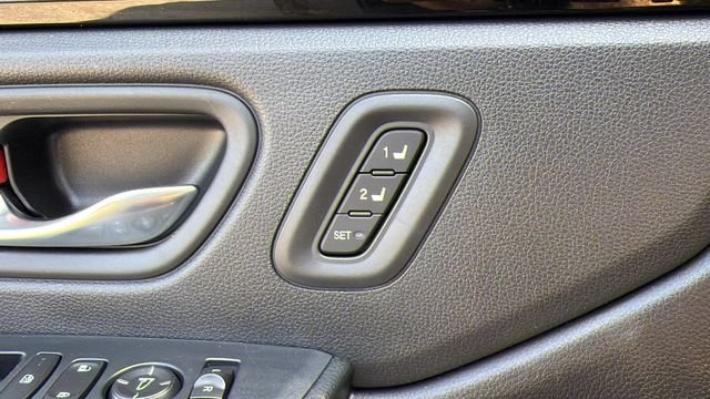 Used 2026 Obsidian Blue Pearl Honda RTL image 23