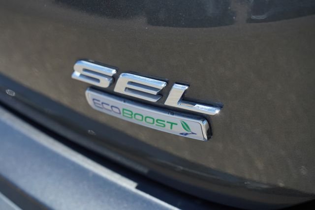 Used 2019 Gray Ford SEL image 14
